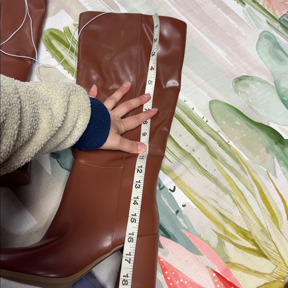 NWT New Day Brown Eve Faux Leather tall Boots sz 7.5 memory foam - Picture 8 of 10